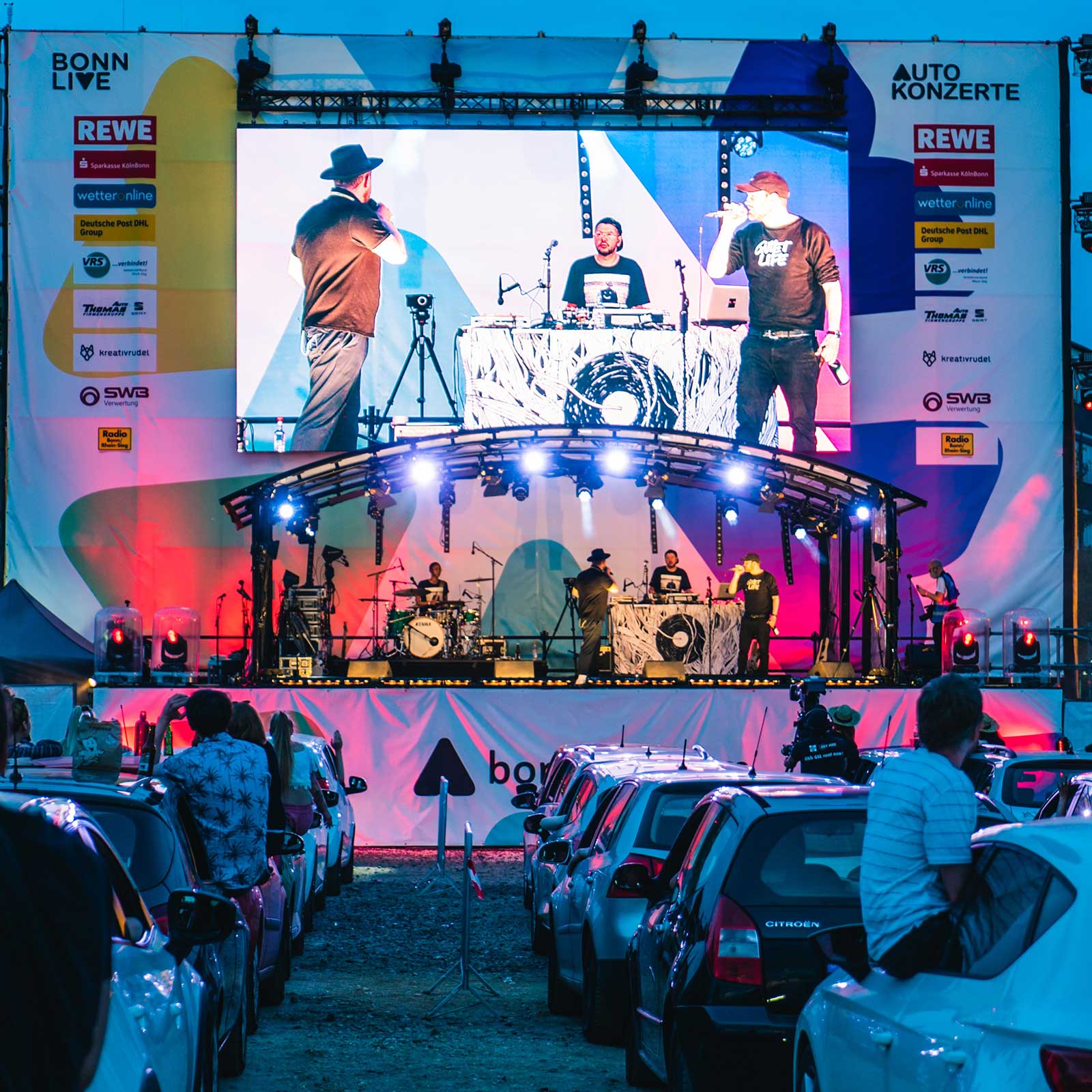 R2 500mm * 500mm Indoor and Outdoor LED Display with Resin Coating for Rental
