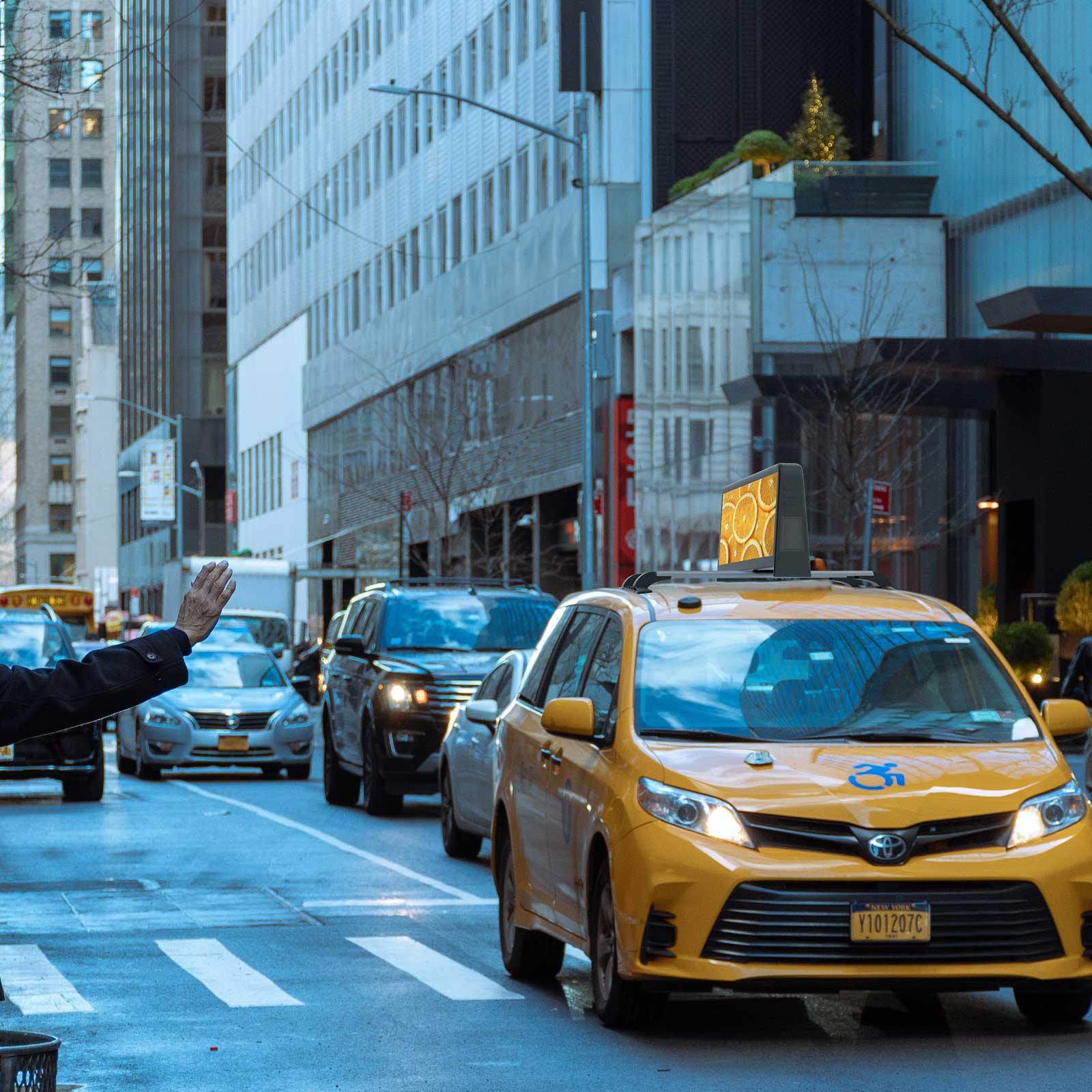 Vehicle Mounted Taxi Rooftop LED Advertising Display with GPS Remote Wireless Control